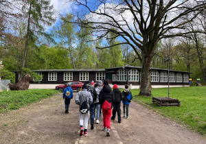 W drodze do Ośrodka Edukacji Ekologicznej w Łagiewnikach