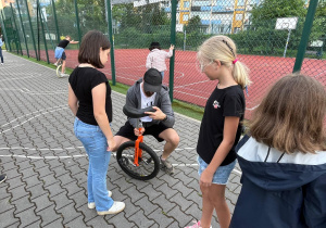 Nauka jazdy na monocyklach