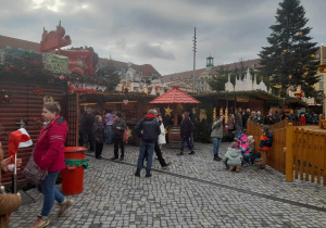 Jarmark bożonarodzeniowy w Dreźnie.