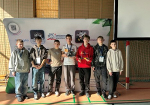 Nasi uczniowie na Międzywojewódzkim Konkursie Budowy i Programowania Robotów GG Robot 2025.