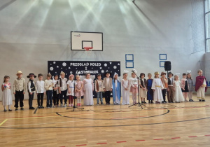 Pierwszaki z klasy 1d śpiewające piosenkę „Cud”