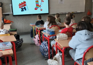 Pierwszoklasiści uczestniczyli w lekcji dotyczącej Światowego Dnia Zespołu Downa