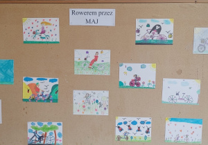 Tablica z pracami plastycznymi nawiązującymi do Ogólnopolskiej Akcji – Rowerowy Maj.