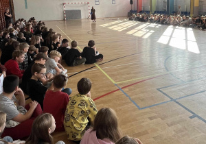 Pani Izabela Kaczyńska – pedagog szkolny podsumowuje „Tydzień o przeciwdziałaniu przemocy rówieśniczej”.