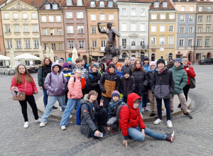 Wycieczka do Warszawy klas piątych na Światową Wystawę Tutenchamon - Grobowiec i Skarby